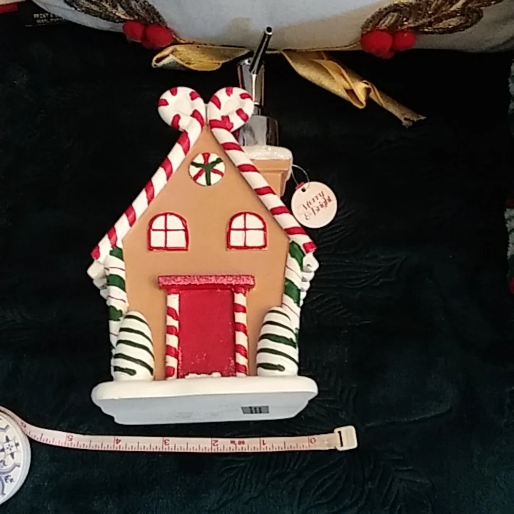 New! GingerBread Home Christmas Decor Hand Soap or lotion Dispenser
